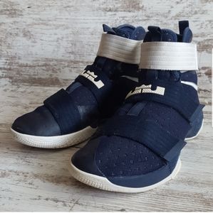 Lebron Solider 10